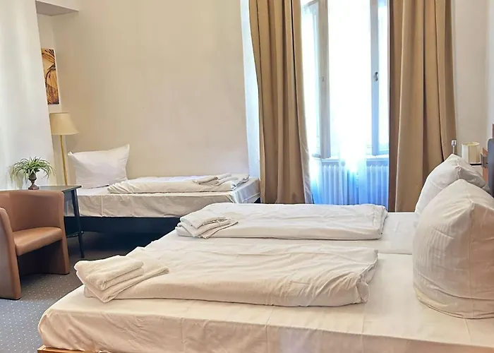 Hotel Adam